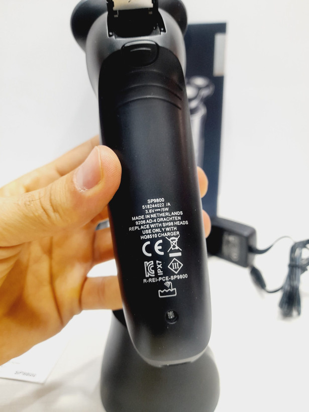 ریش تراش فیلیپس PHILIPS 9800