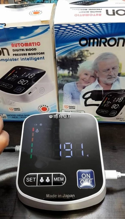 خرید فشارسنج بازویی امرن، Omron HEM-3020، فشارسنج خانگی دقیق، فشارسنج دیجیتال ژاپنی، قیمت فشارسنج OMRON 2025
