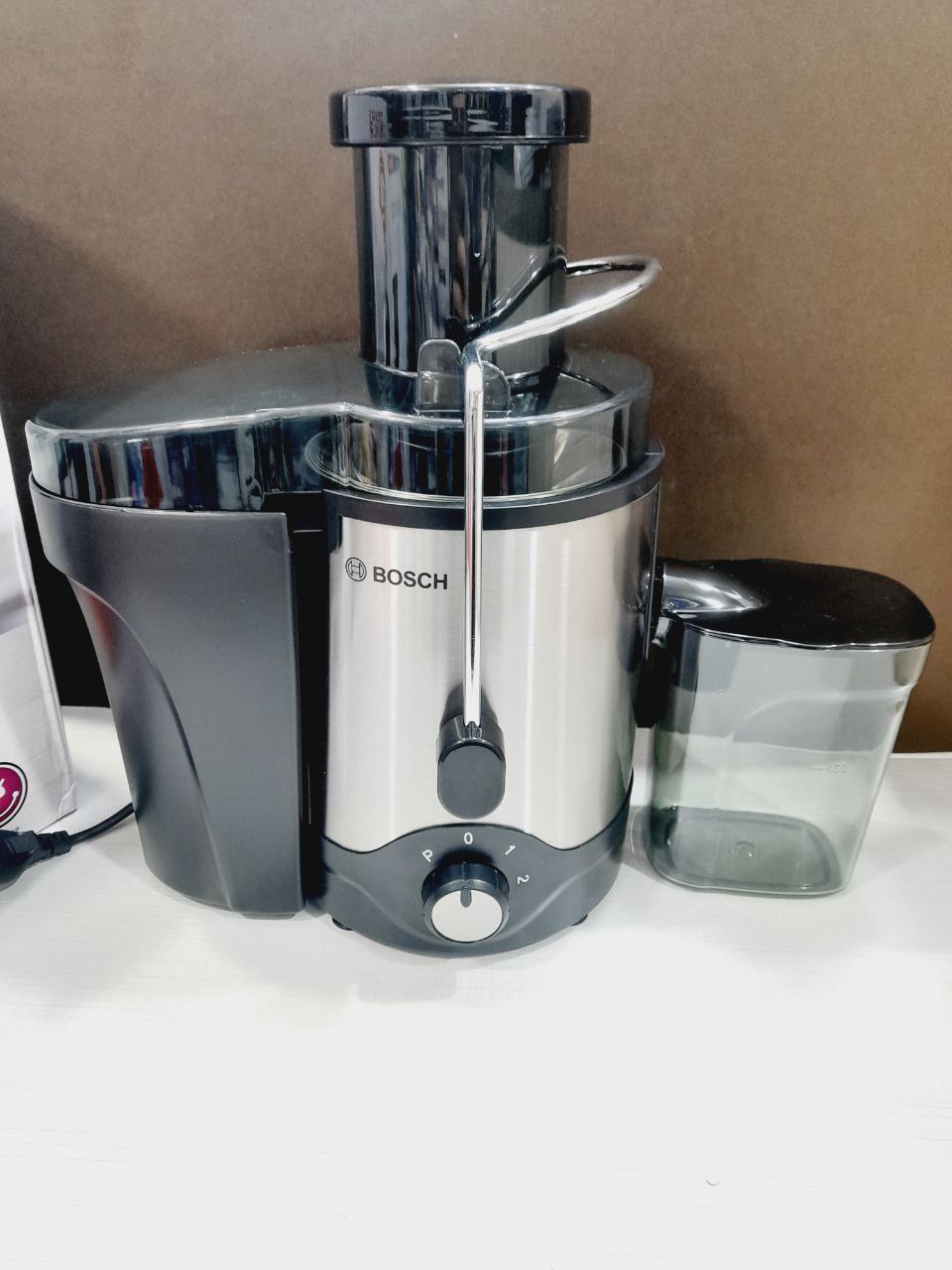 آبمیوه گیر تک کاره بوش مدل e21